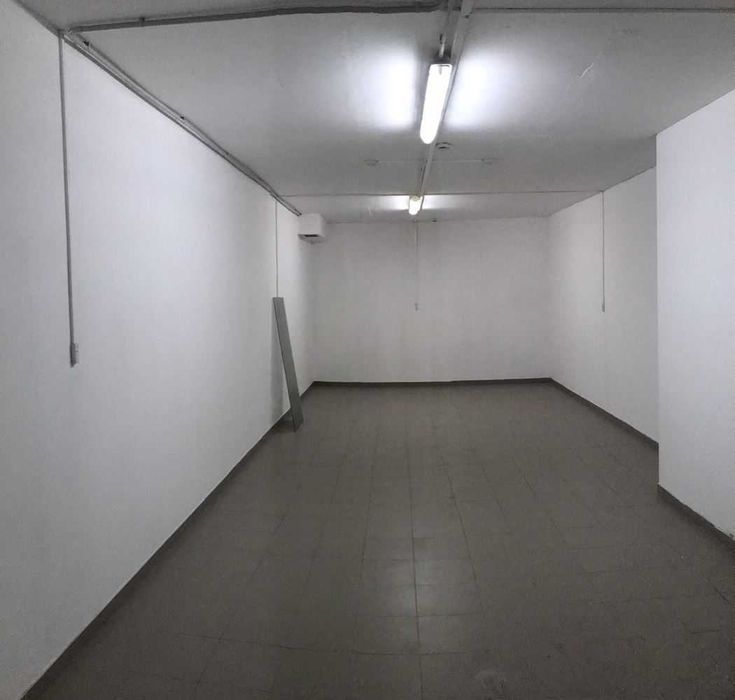 Дава се под наем Магазин в Пловдив, Център - 737 кв.м за 6942.12 € - Снимка #15