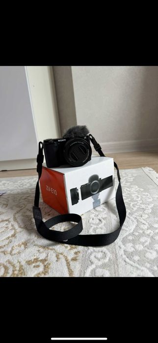 Sony ZVE-10 в идеальном состоянии