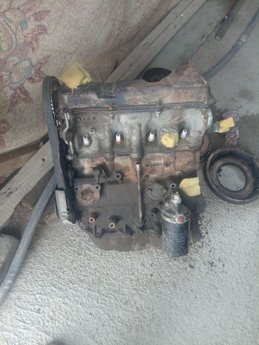 Матор Volkswagen jetta 2,3