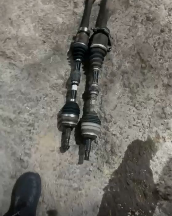 Привода (правый и левый) на камри 50 американец