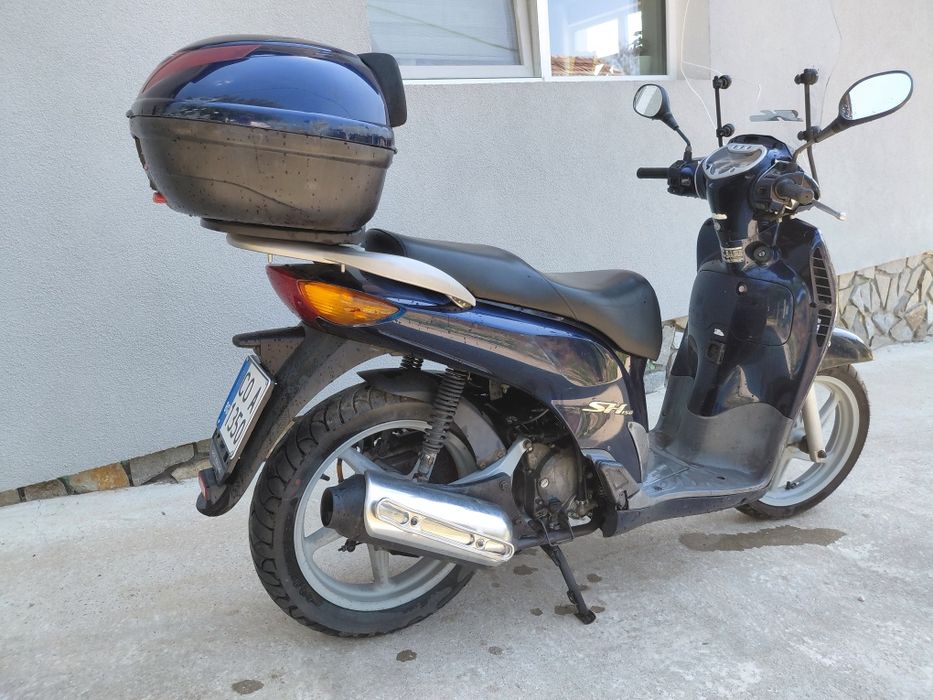 Honda SH-150 скутер