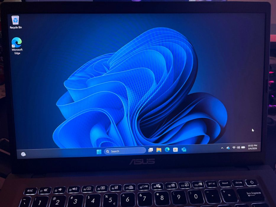 Vand Laptop Asus X415