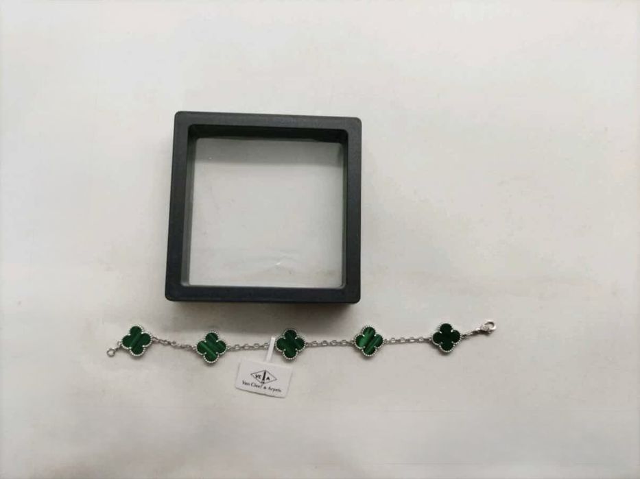 Van cleef & Arples гривна