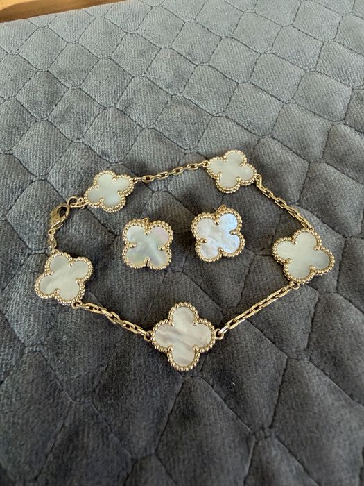 Златна гривна и обици 14к с бял седеф