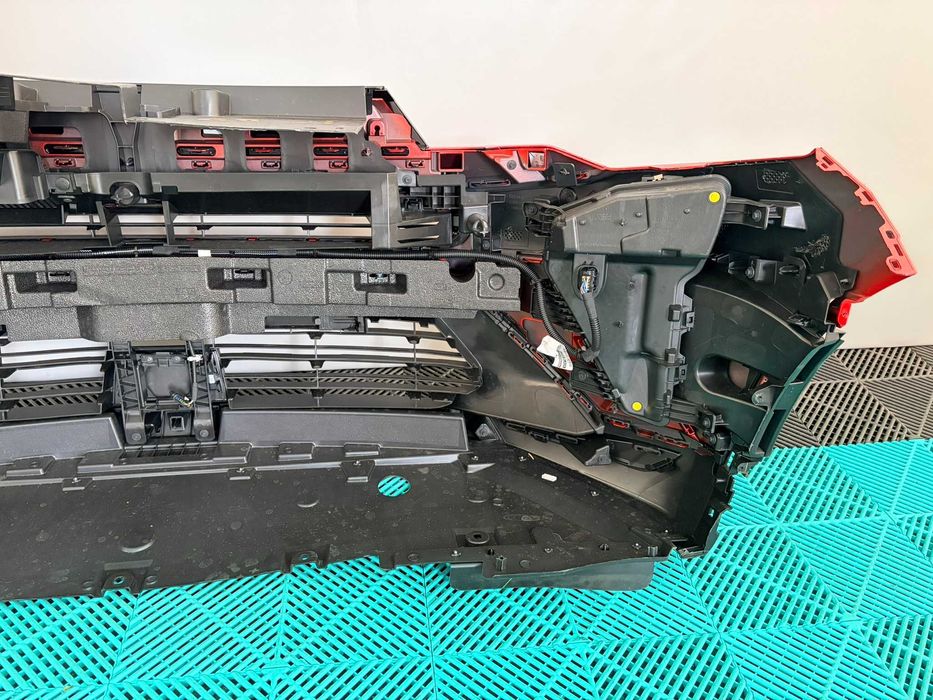 Bara fata Renault Captur 2024+ noua originala Renault completa cu toate accesoriile