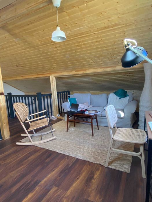Casa de inchiriat, 4 camere, la 100km de Bucuresti. Gradina spatioasa