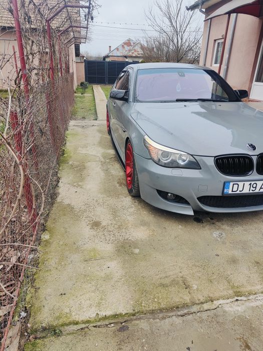 Vând BMW E60 3.0d