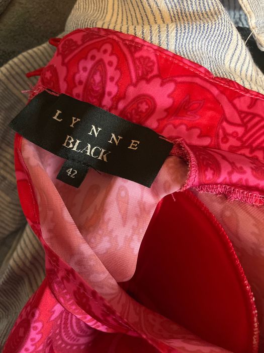 Страхотна цикламена рокля Lynne – Размер 42 – Като нова!