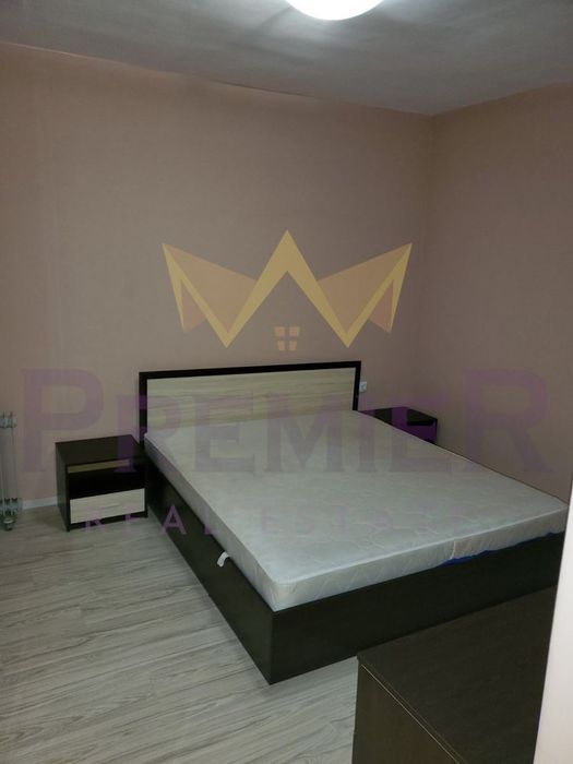 Дава се под наем Двустаен апартамент в Варна, Цветен квартал - 70 кв.м за 433.5 € - Снимка #3