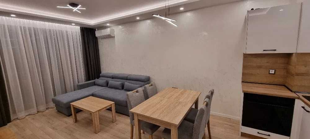 2-стаен апартамент под наем в жк. Разсадника