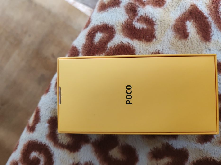 Продам поко х3 NFC