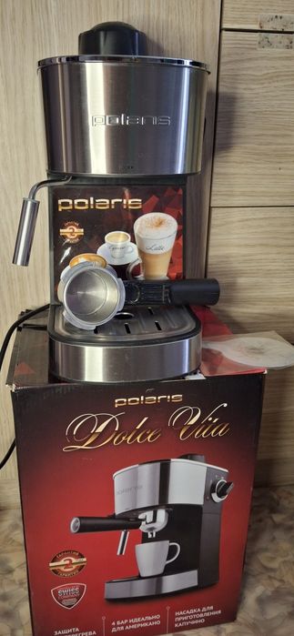 Рожковая кофеварка Polaris PCM 4011 DV
