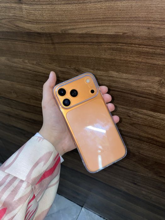 Tinstar iphone 17 pro max bilan birga bir karobkasi bor