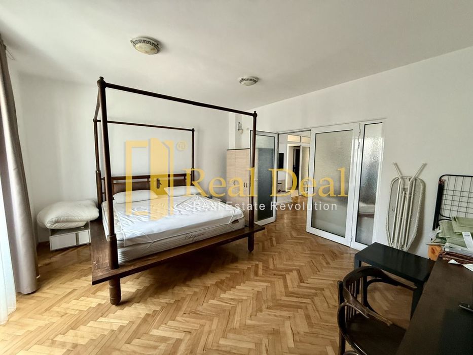 Дава се под наем Тристаен апартамент в София, Лозенец - 110 кв.м за 747.66 € - Снимка #1