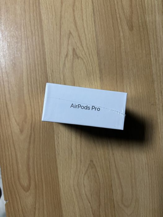 Airpods pro (2nd generation) НЕотваряни