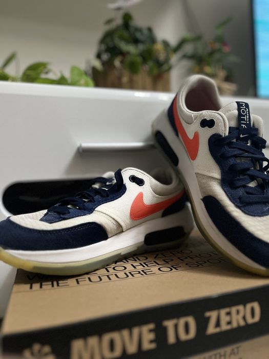 Маратонки Nike 40-номер