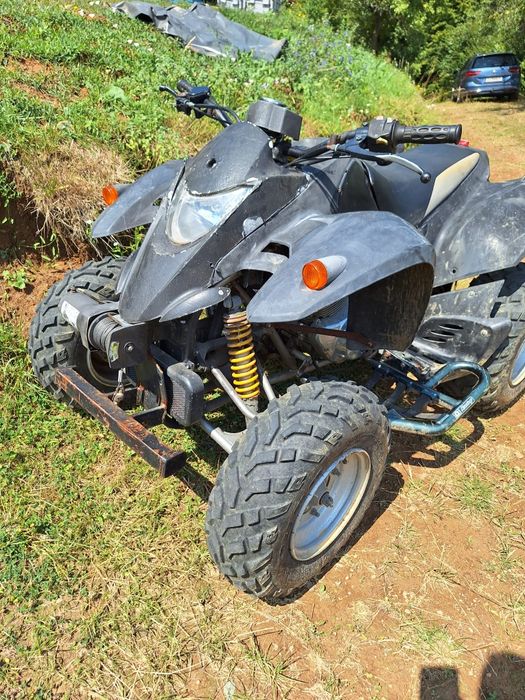 Se vinde atv 250  2 pistoane  stare foarte bună de funcționare