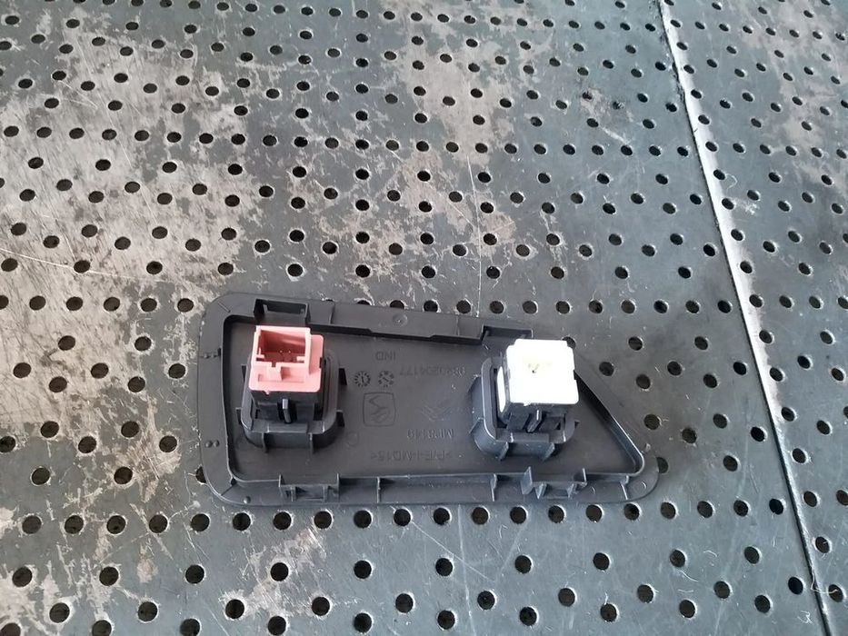 Bloc butoane citroen c5 aircross 9810617677 9810618277