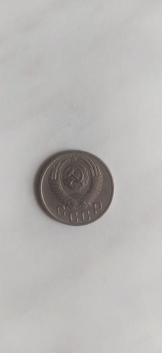 Монеты разные. Тт