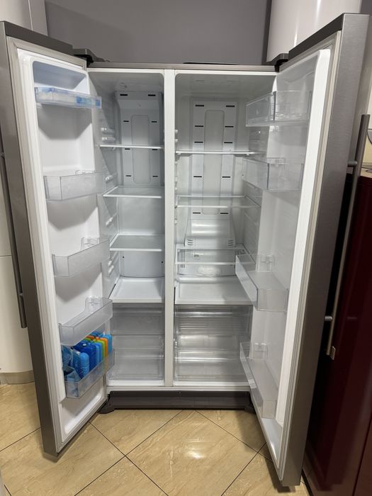 Frigider Samsung Side By Side