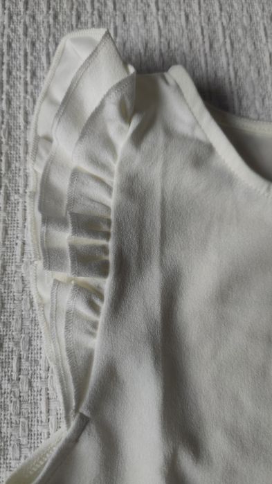 Продавам  НОВ дамски топ