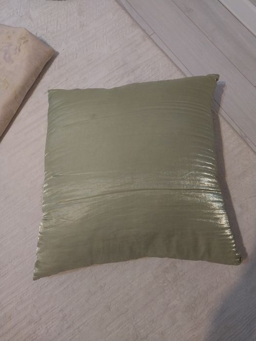 Продам подушку.и одеяло бу