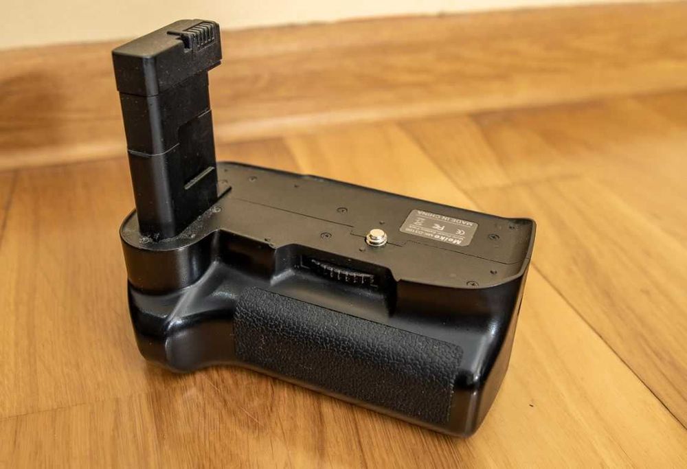 Baterii Nikon Canon, Incarcator Nikon Canon, Grip Nikon, Grip Canon