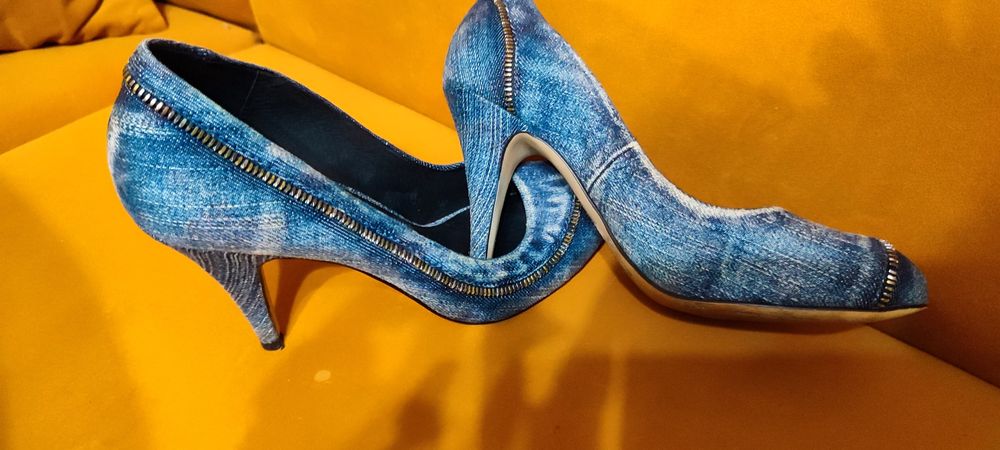 Дамски обувки на ток Diesel 37