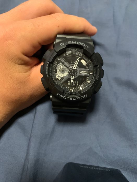 Часовник G-SHOCK GA-110 с кутия