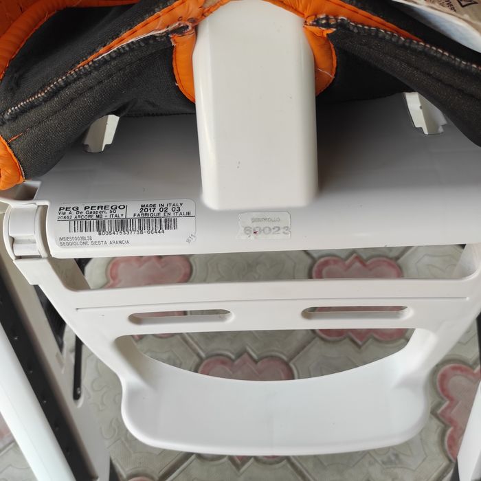 Стульчик для кормления Peg-Perego