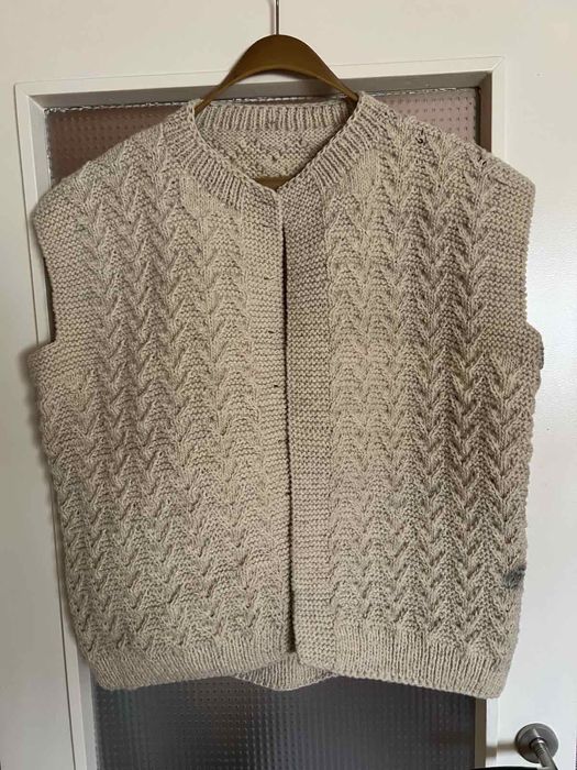 НОВИ! 100% чиста вълна дамски елеци