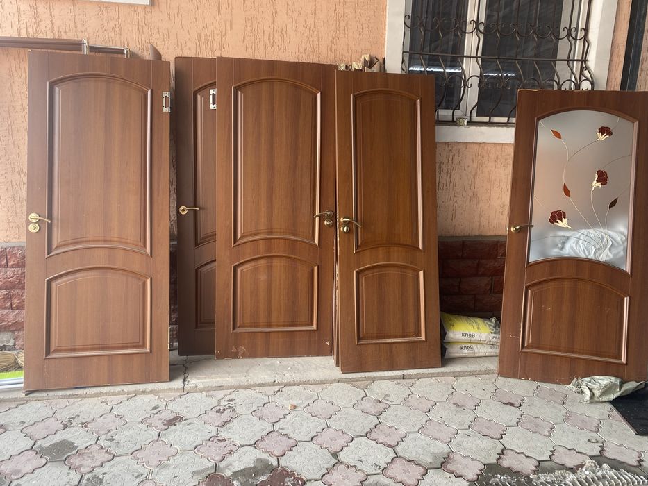 Продам двери 6шт