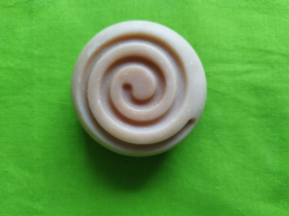 Натурален сапун "Мед и козе мляко"