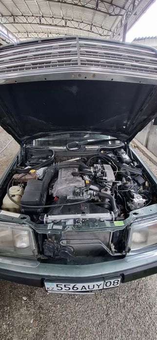 Мерседес е200 ПРОДАМ НАХОДУ