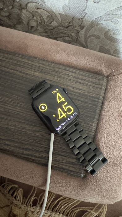 Продам Apple Watch 9 series