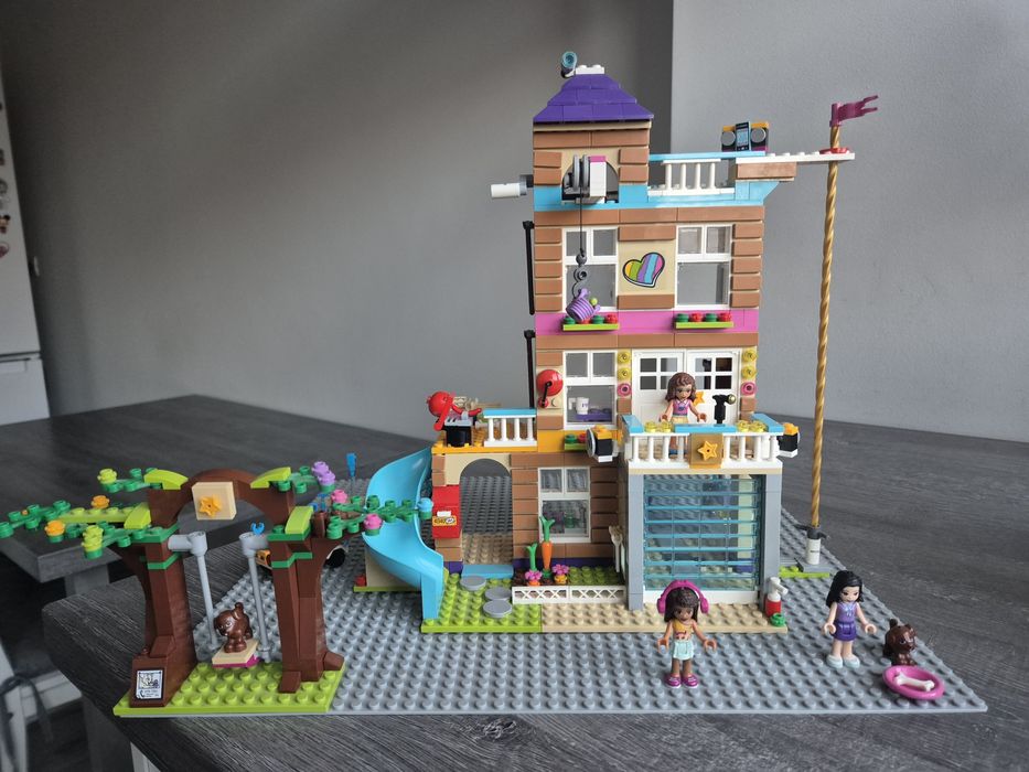 LEGO Friends – Căsuța Prieteniei (Set 41340) – 722 piese. Pret 300 lei