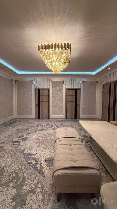Продается 3 ком. Квартира площадью 78 кв.м. В Согдиане ор. 63 школа