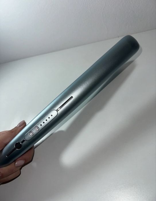 Placa de par Babyliss Hydro-Fusion STS573E 230•C, 5 trepte, ionizare