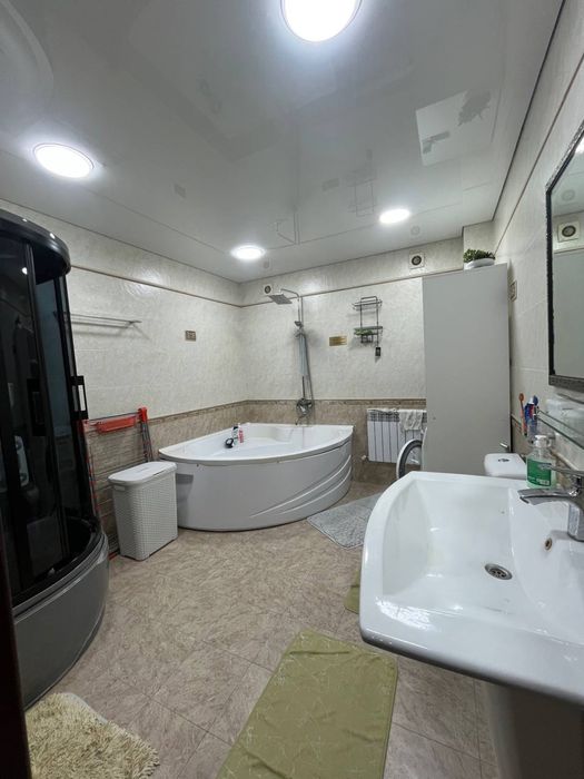 Сдается 3х комнатная квартира на 2 этаже Хамкор банк 500$