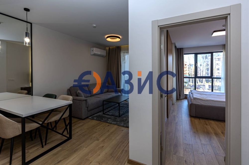 Продава се Двустаен апартамент в к.к. Слънчев бряг - 56 кв.м за 1230 €/кв.м - Снимка #3