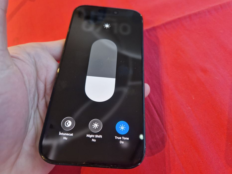 -Iphone 16Pro, Black Titanium, 128Gb, 8Ram, Bat:94%, 306 cicluri incar