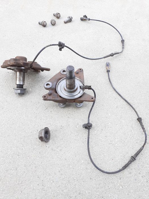 Fuzeta Butuc Rulment Senzor ABS Spate Renault Megane 3 1.5 Dci Break