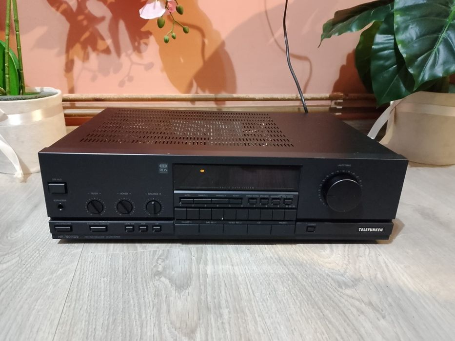 Amplituner vintage Telefunken Hi-Fi.