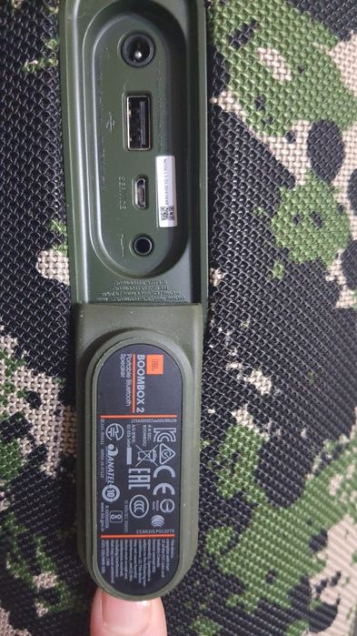 Vând boxă JBL în stare bună