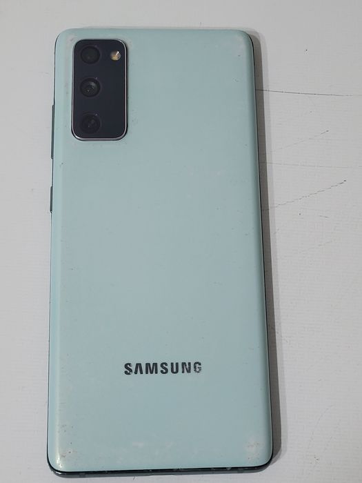 Samsung S20FE 6/128gb