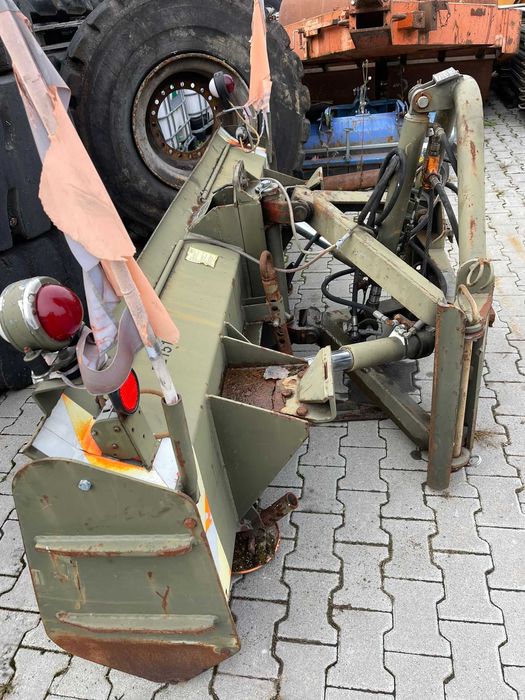 Lamă zăpadă UNIMOG