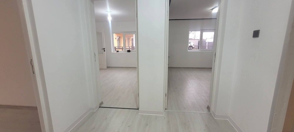 Casa in Onesti langa primarie