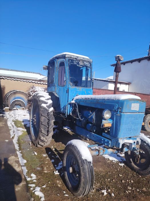 Трактор тличка т28.
