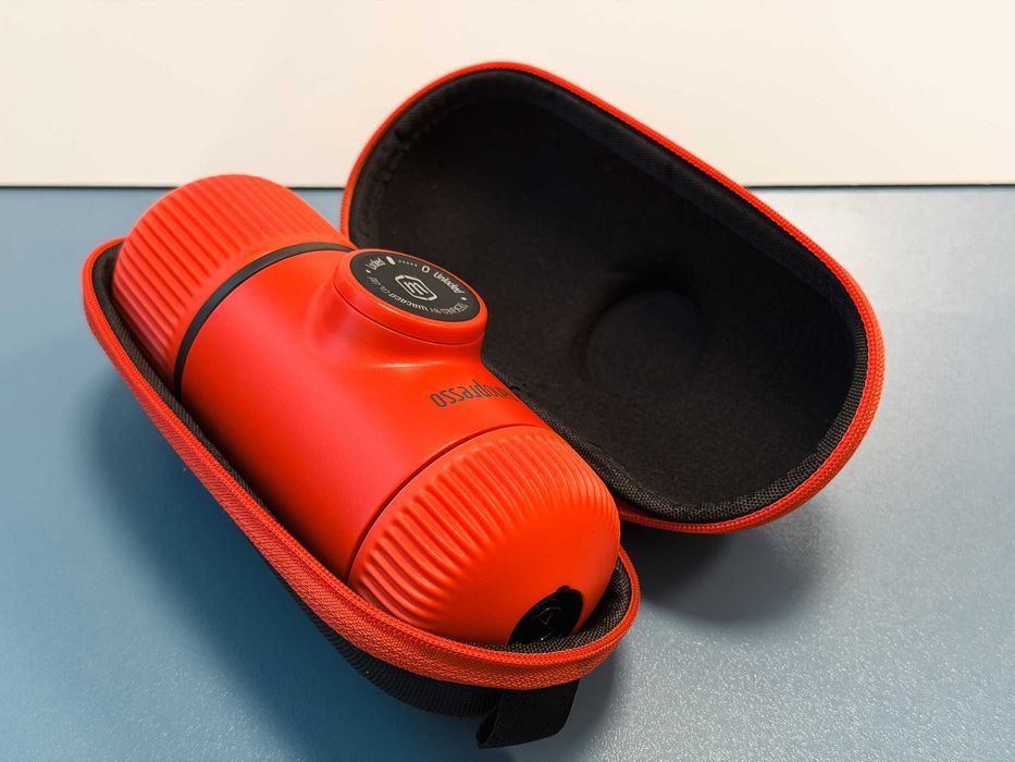 Ръчна преса за кафе Nanopresso - лимитирана с допълнителен калъф