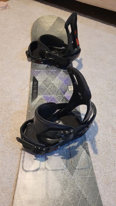 Placa snowboard Burton 148 cu legături Burton